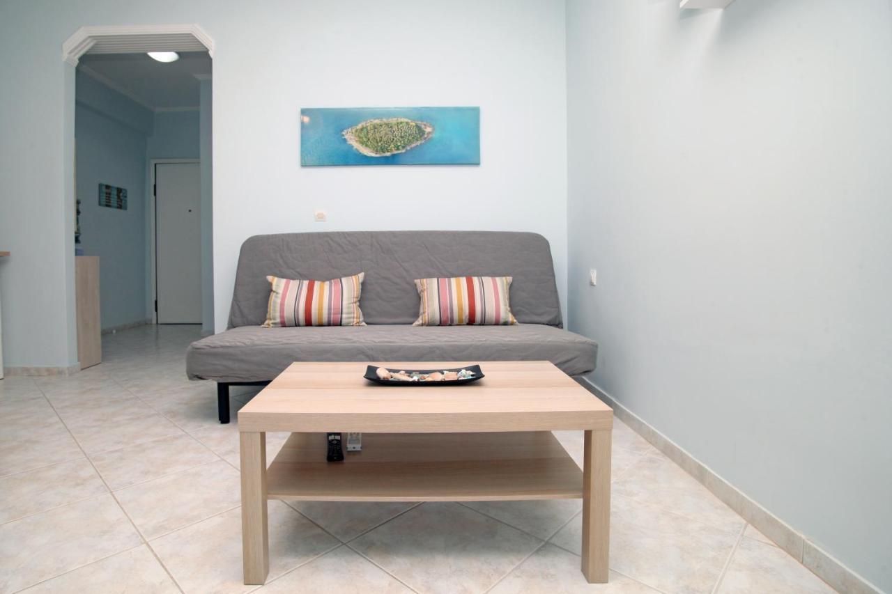 Blue Deluxe Apartment Kallithea  Экстерьер фото